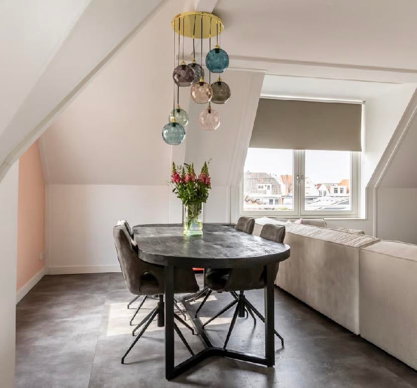 Zwarte ovale eettafel - 240cm, Huis en Inrichting, Tafels | Eettafels, Ophalen, 100 tot 150 cm, 200 cm of meer, Zo goed als nieuw