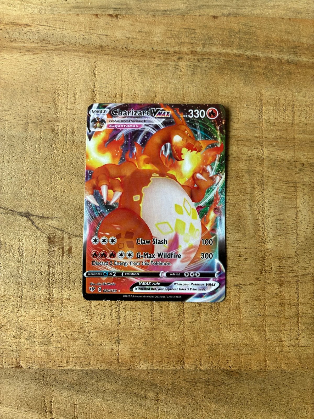 Charizard VMAX Pokémon Kaart - Gigantamax 330 HP, Ophalen, Zo goed als nieuw, Losse kaart
