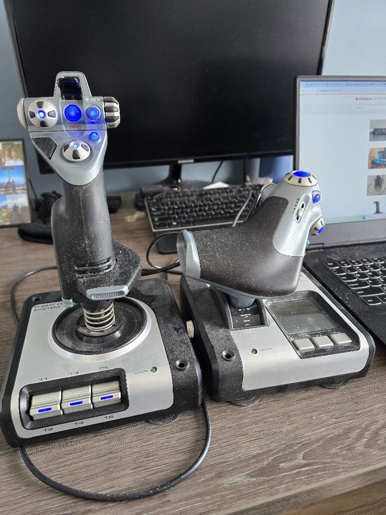 Saitek X52 Flight Control System Joystick & Throttle, Computers en Software, Joysticks, Gebruikt, Ophalen