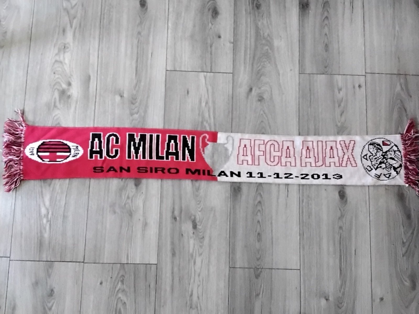 ac milan -ajax wedstrijdsjaal, Sport en Fitness, Voetbal, Ophalen of Verzenden, Shirt