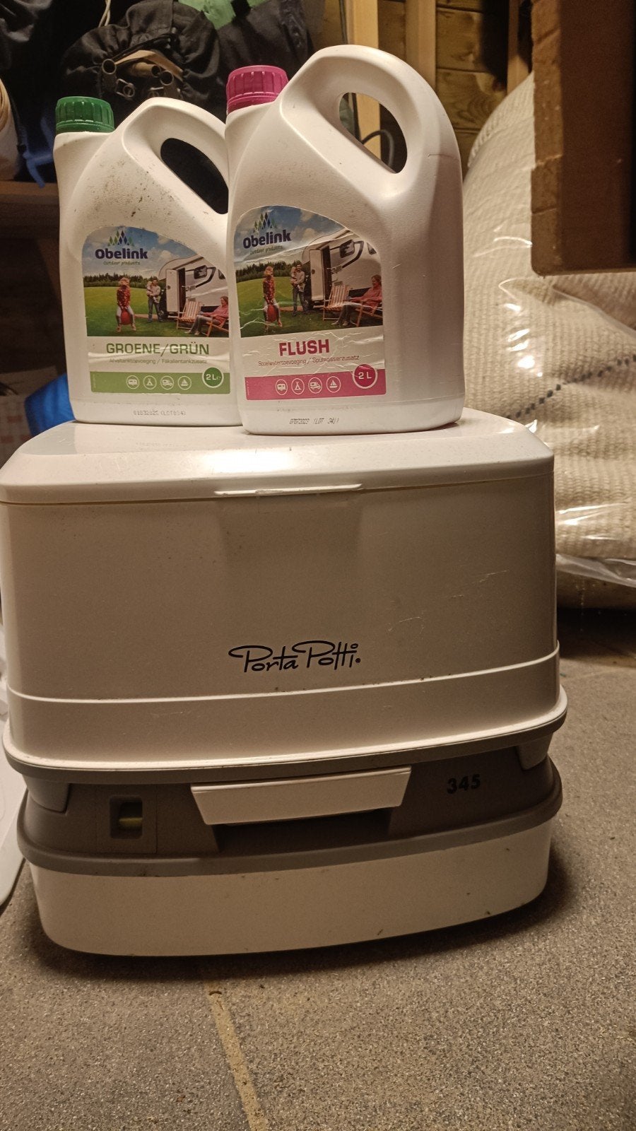 Thetford Porta Potti 345 met vloeistoffen, Ophalen