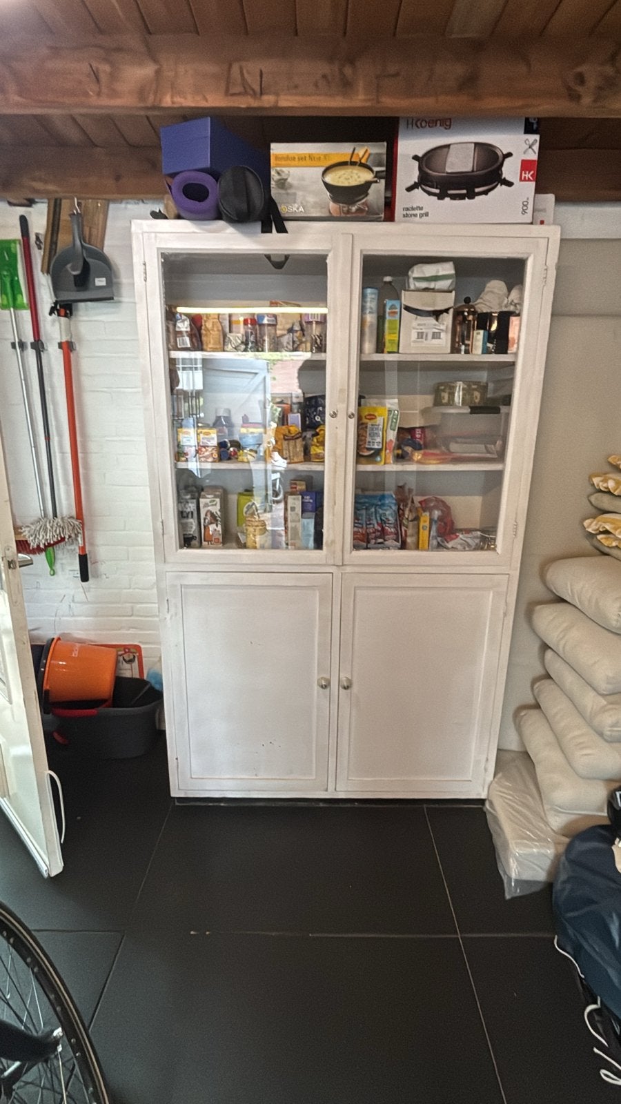 Voorraadkast / Buffetkast - 205x126x52 cm, Huis en Inrichting, Kasten | Buffetkasten, Ophalen, Gebruikt, 100 tot 150 cm, 200 cm of meer