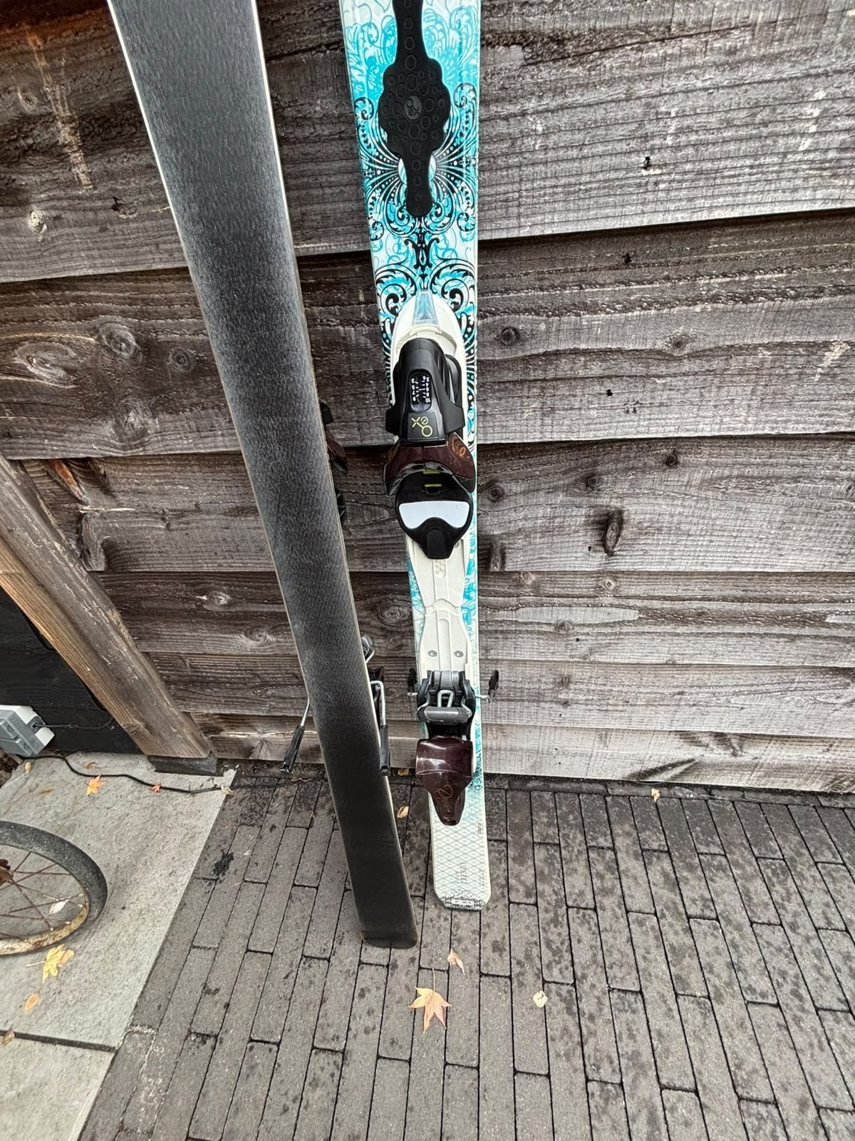 Ski's - Dames ski's . nette skies voor een beginner, Overige merken, 140 tot 160 cm, Gebruikt, Ophalen of Verzenden