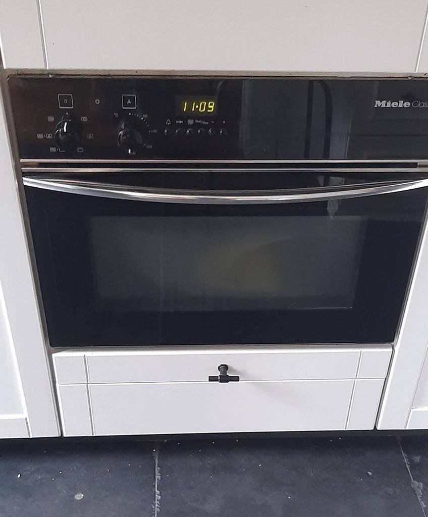 Miele Classic inbouw
Combi oven en magnetron, Witgoed en Apparatuur, Ovens, Ophalen, Gebruikt, 45 tot 60 cm