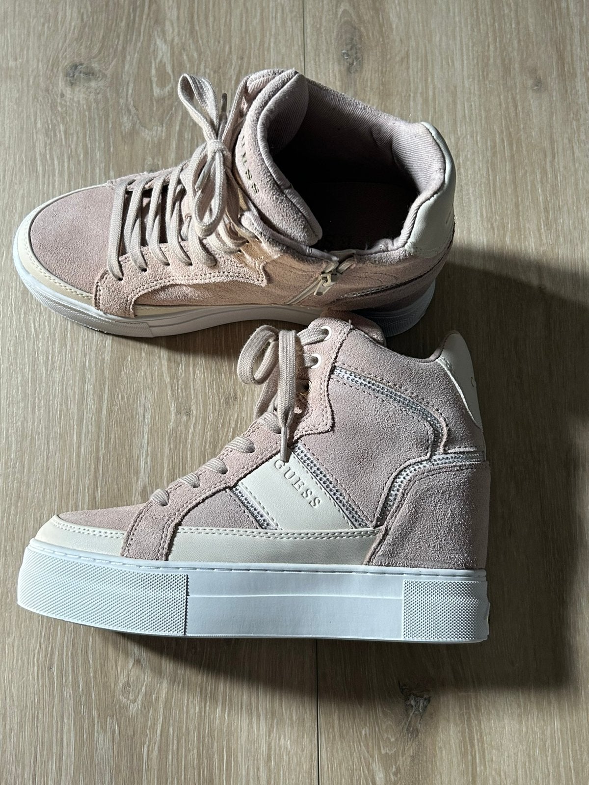 Guess sneaker met sleehak, Ophalen, Nieuw, Sneakers of Gympen, Roze