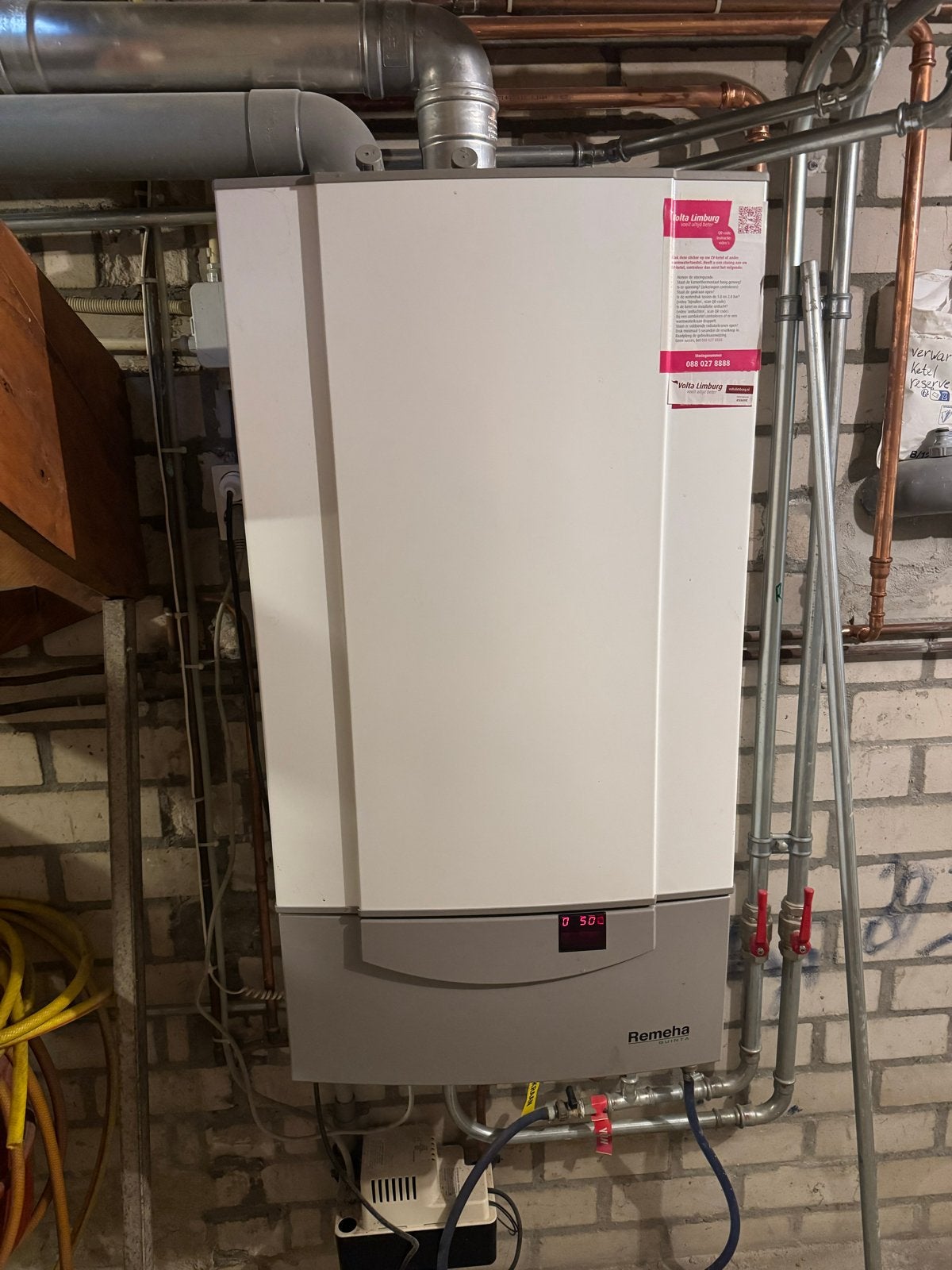 Remeha Quinta 35c CV-ketel - Werkt nog goed, Ophalen, 30 tot 80 cm, Gebruikt, Cv-ketel of Combi-ketel