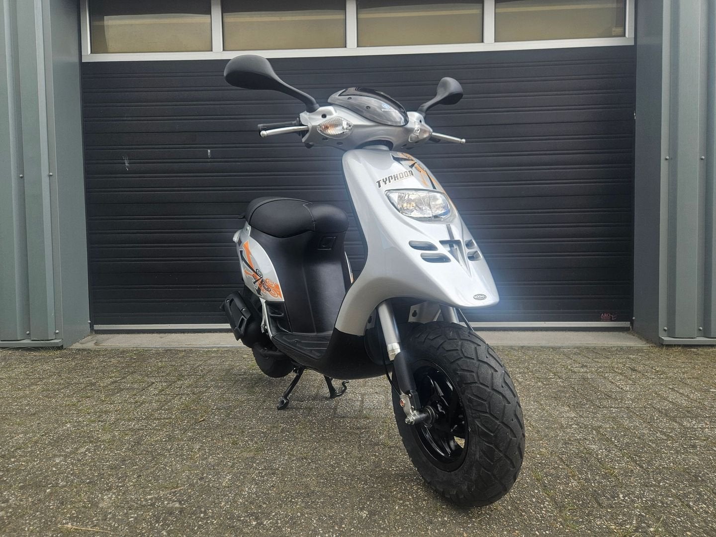 PIAGGIO  TYPHOON 50 BROM 2011 ZILVER 2712KM MILIEUZONE PROOF, Overige modellen, Maximaal 45 km/u, PIAGGIO, Onbekend