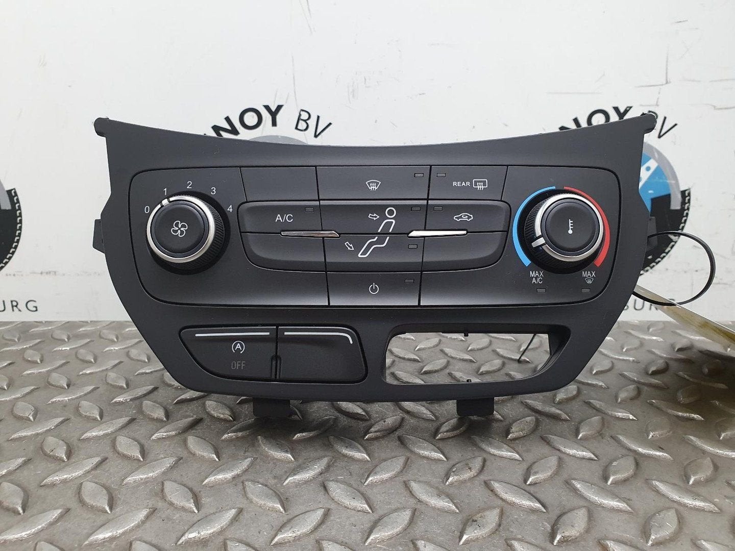 FORD FOCUS C MAX 2.0L Duratorq (110kW/150PS) KACHEL BEDIENIN, Ophalen of Verzenden, Gebruikt, Stiba lid