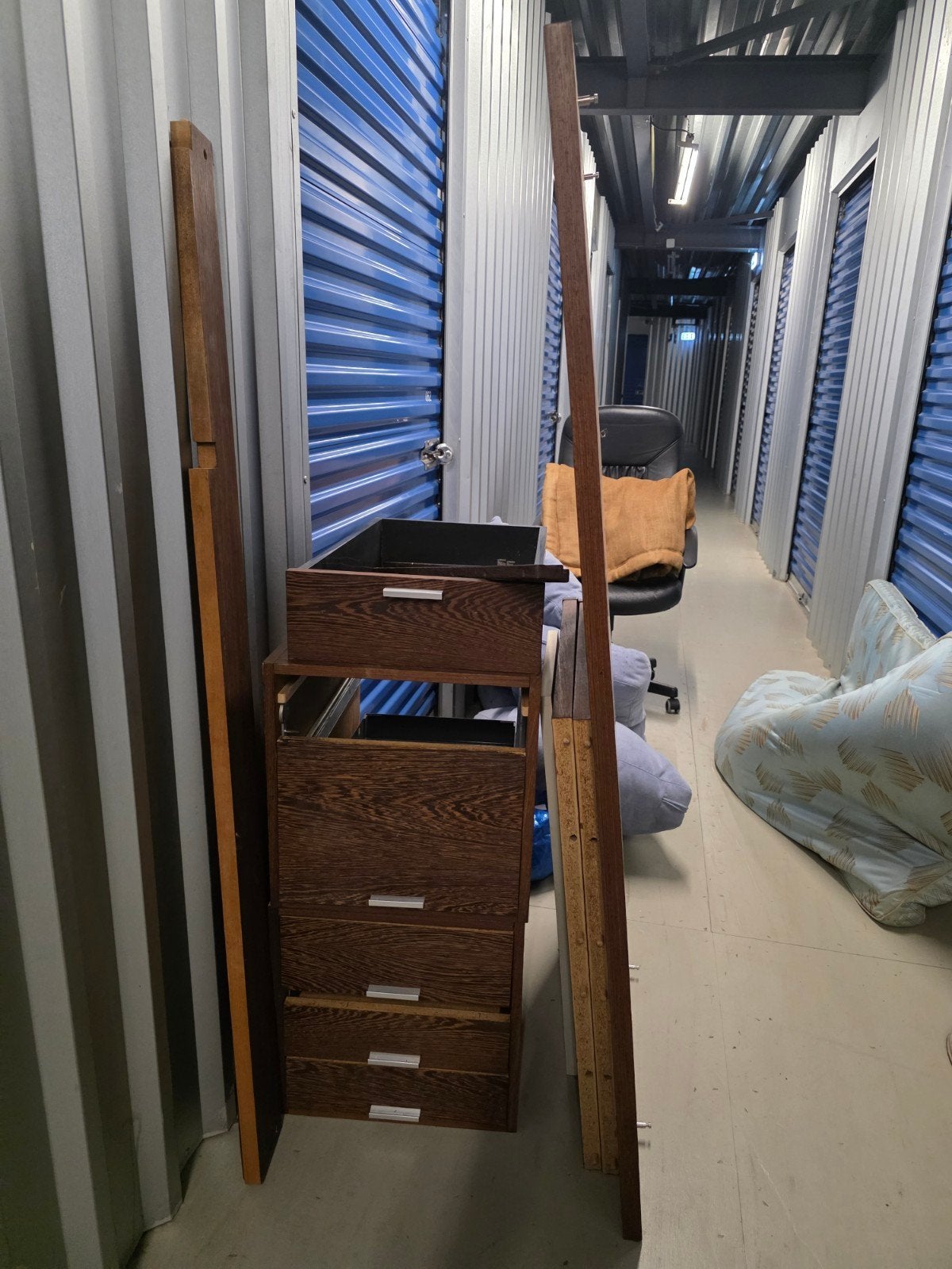 Pastoe bureau met lades, Huis en Inrichting, Ophalen