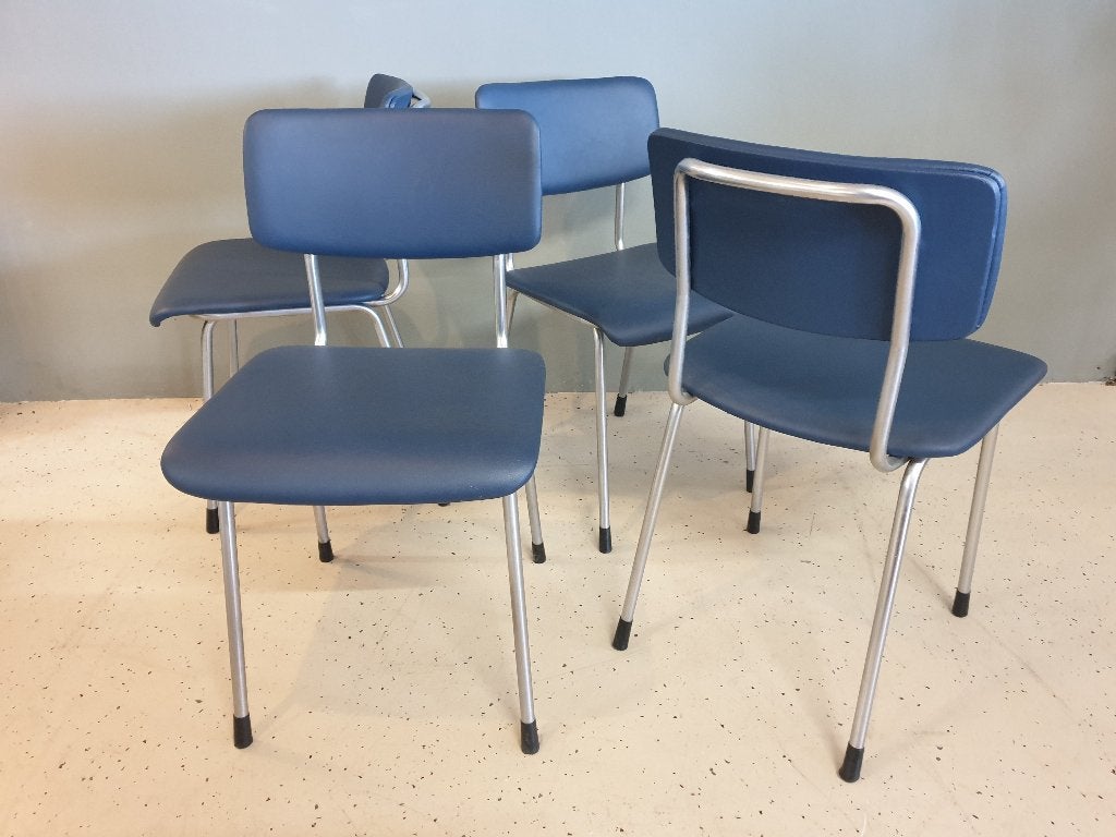 Gispen 4-pootstoelen, Leuke originele set in blauw kunstleer