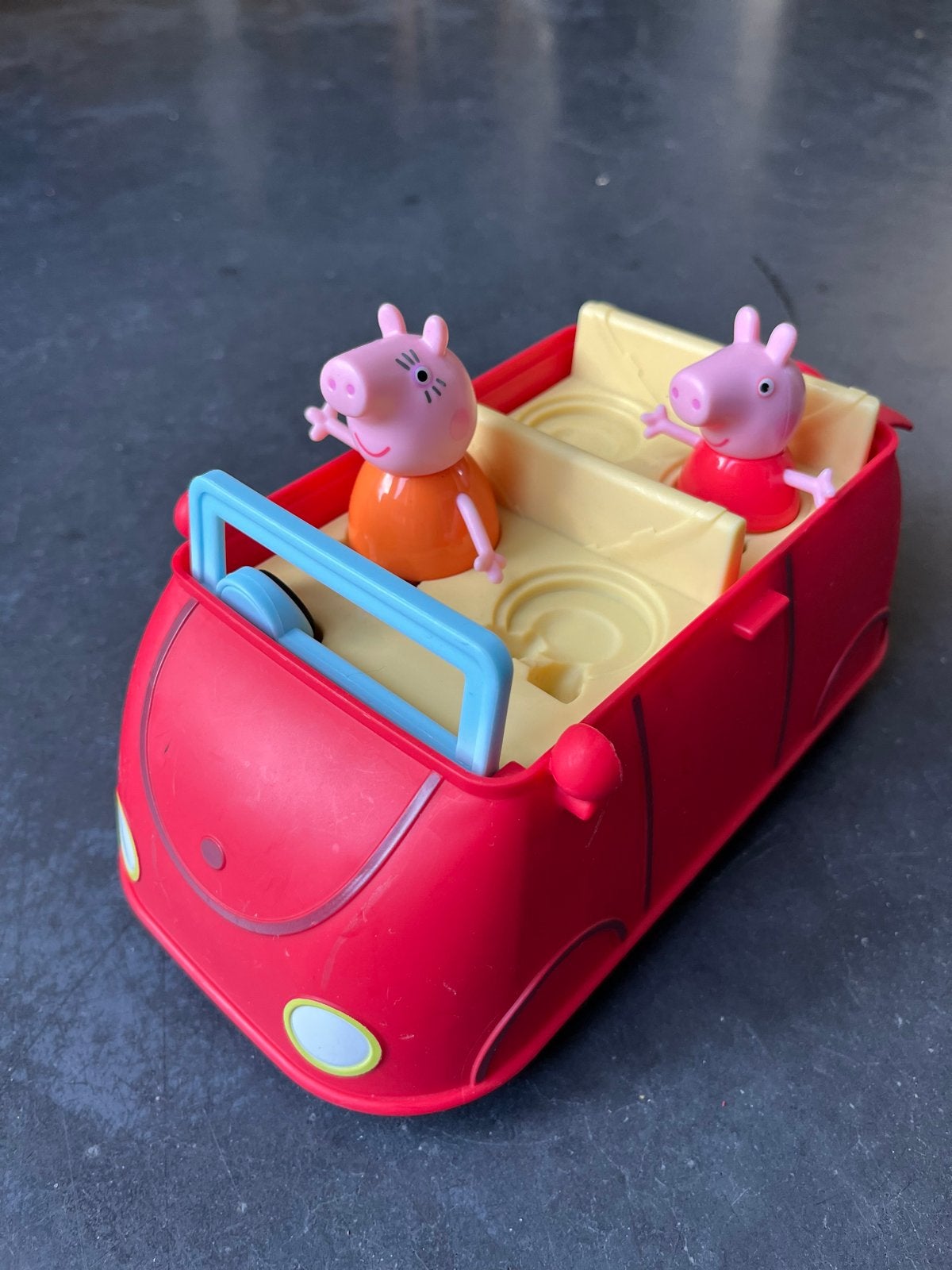 Peppa Pig met rode auto, Ophalen, Gebruikt