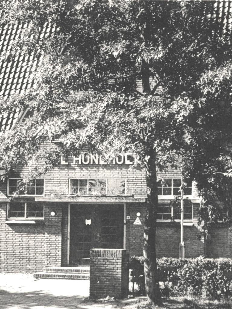 967429 Emmen Jeugdherberg Hunehoek Nette kaart Onbeschreven, Verzamelen, Ophalen of Verzenden, 1940 tot 1960, Ongelopen, Drenthe