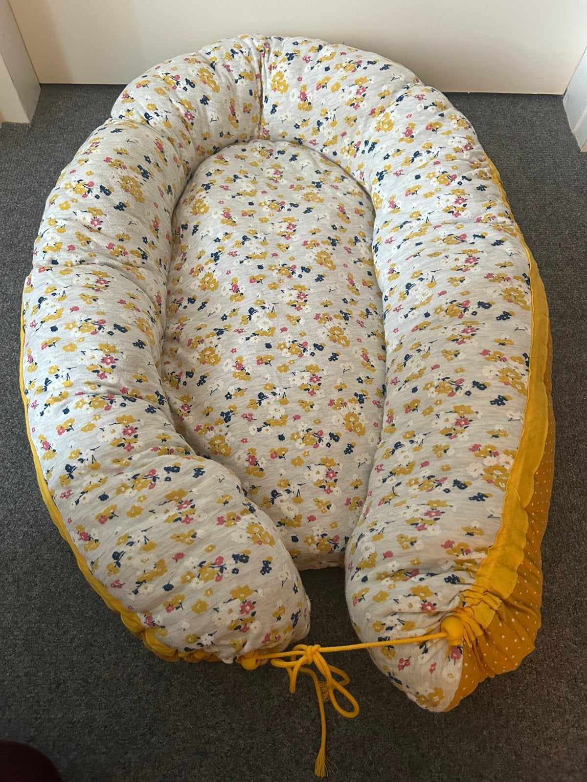 Babynestje, Ophalen, Zo goed als nieuw, Overige typen