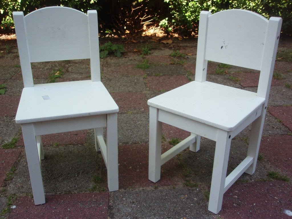 Set: Houten witte: kinderstoeltjes, Ophalen, Zo goed als nieuw, Stoel(en)