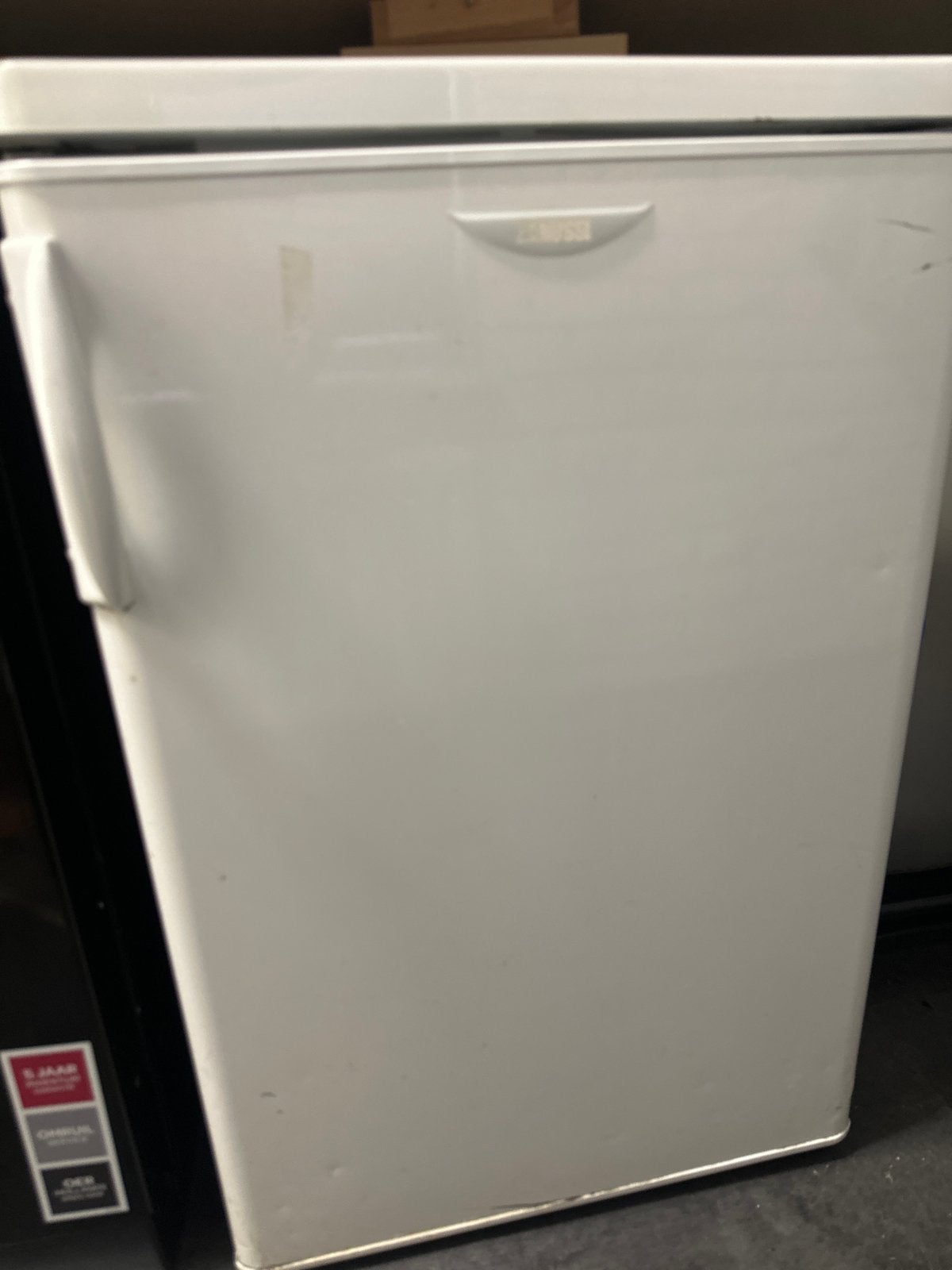 Compacte koelkast met vriesvak - Ideaal voor kleine ruimtes, Witgoed en Apparatuur, Koelkasten en IJskasten, Gebruikt, 75 tot 100 liter