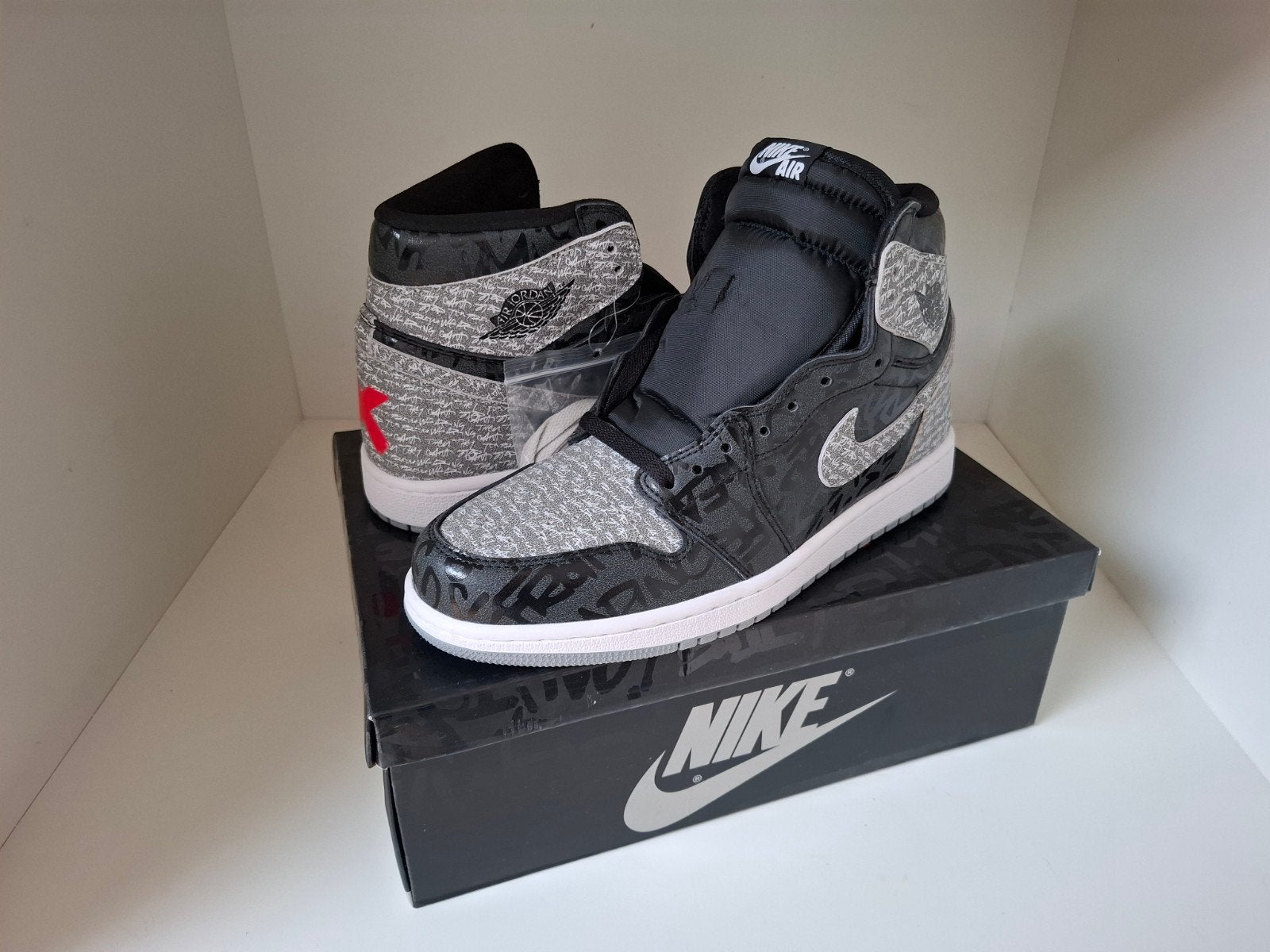 Nike Air Jordan 1 Rebellionaire maat 44 (Nieuw), Kleding | Heren, Schoenen, Overige kleuren, Nike Jordan, Nieuw, Ophalen of Verzenden