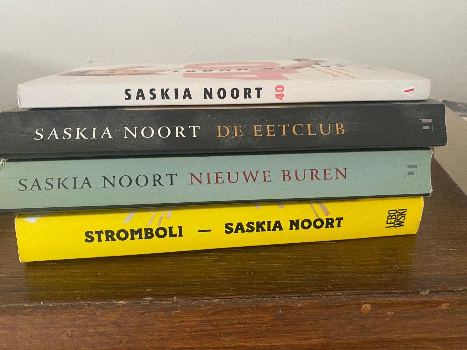 Saskia Noort Boekenpakket: De Eetclub, Nieuwe Buren, Strombo, Boeken, Ophalen of Verzenden, Gelezen, Nederland