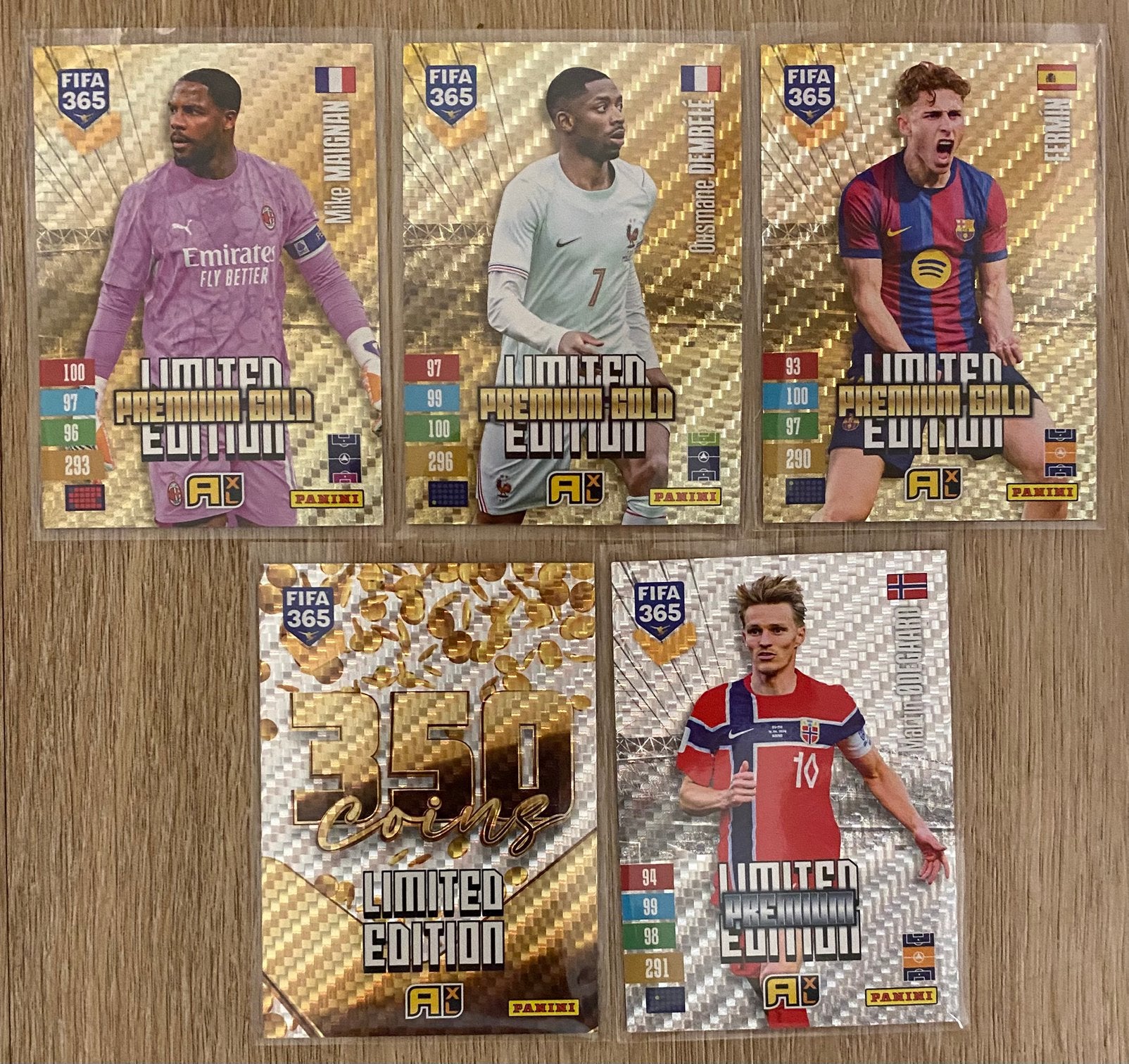 Panini FIFA 365 – Limited Premium Gold & Coins Set, Ophalen of Verzenden, Zo goed als nieuw, Plaatje