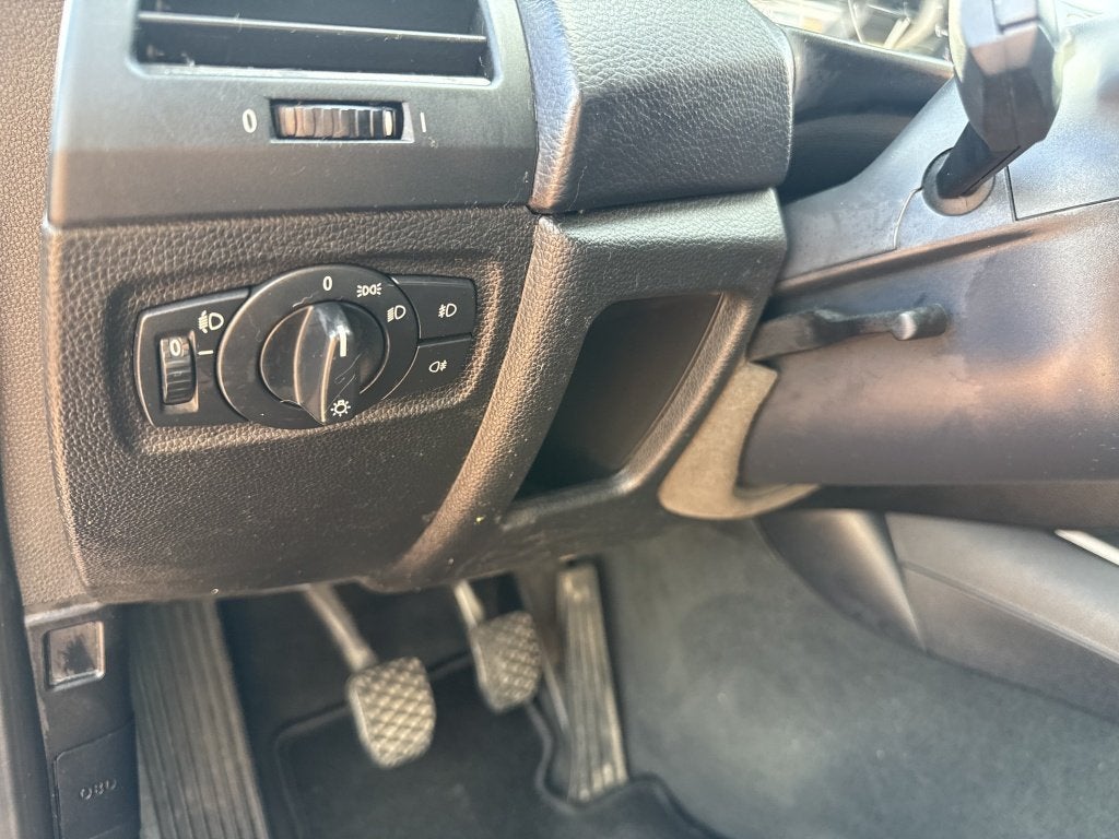 Foto 20 van BMW 1-serie 116i airco 6 versn navigatie 174dkm (bj 2009)