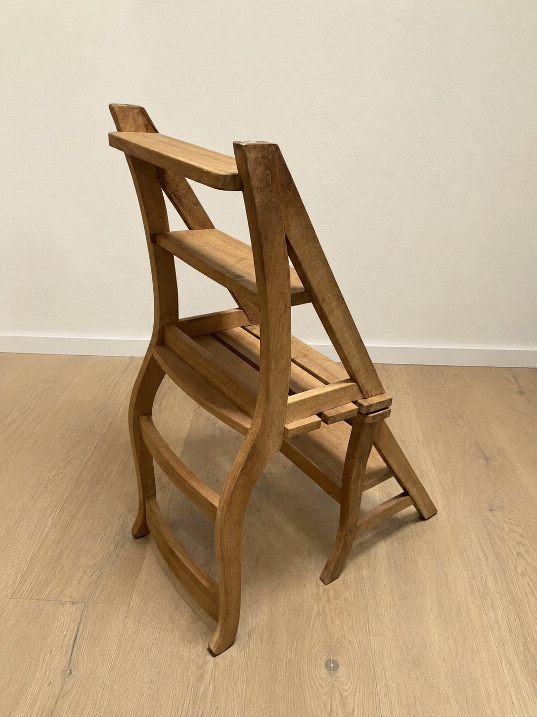 Vintage houten bibliotheektrapstoel / trapstoel, Ophalen, Gebruikt, Bruin, Eén