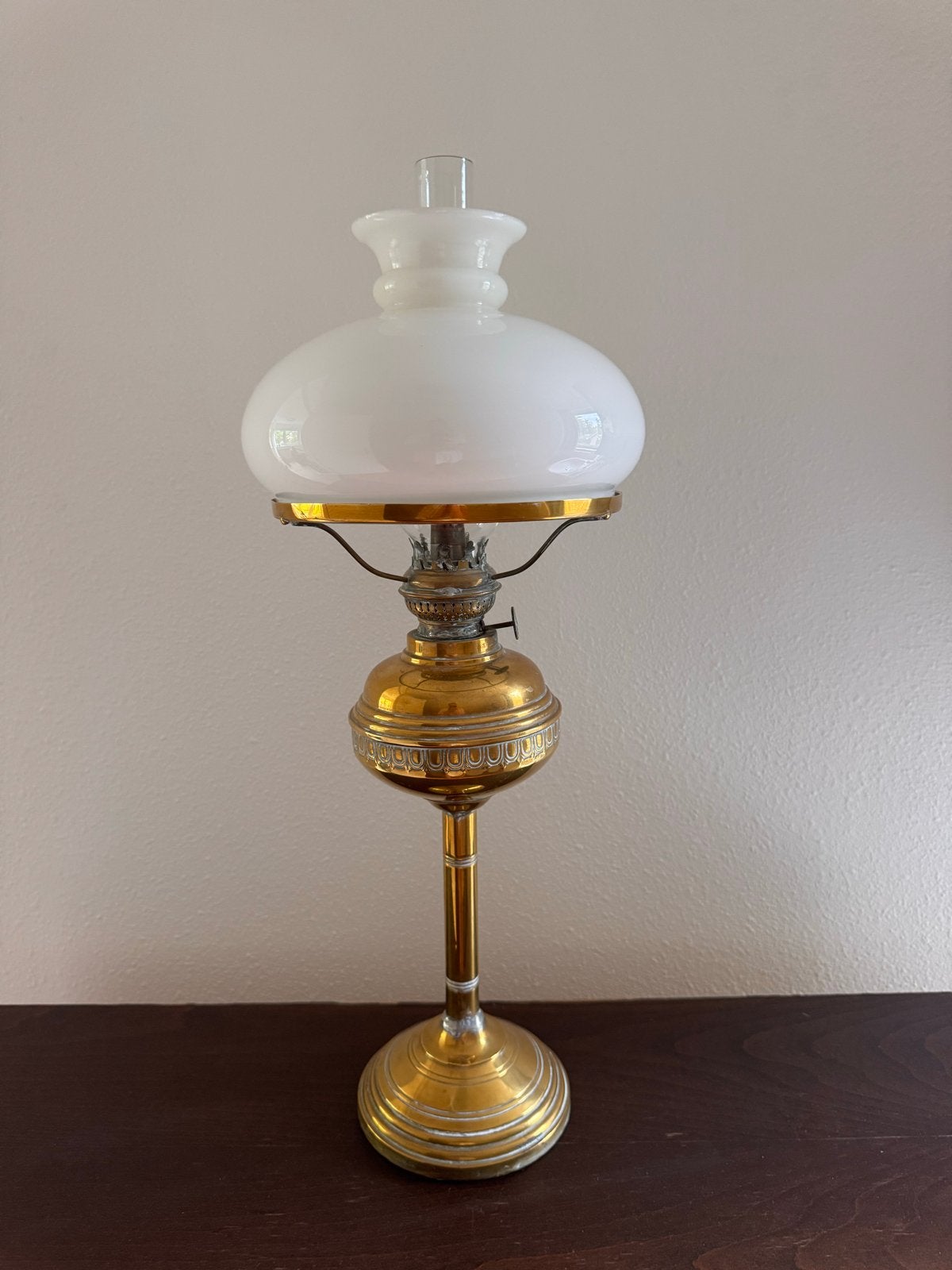 Antieke staande olielamp, Ophalen of Verzenden