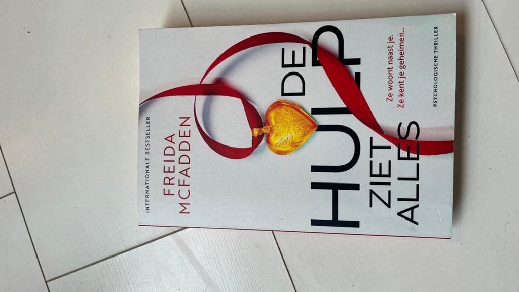 2 boeken te koop, Ophalen of Verzenden, Gelezen