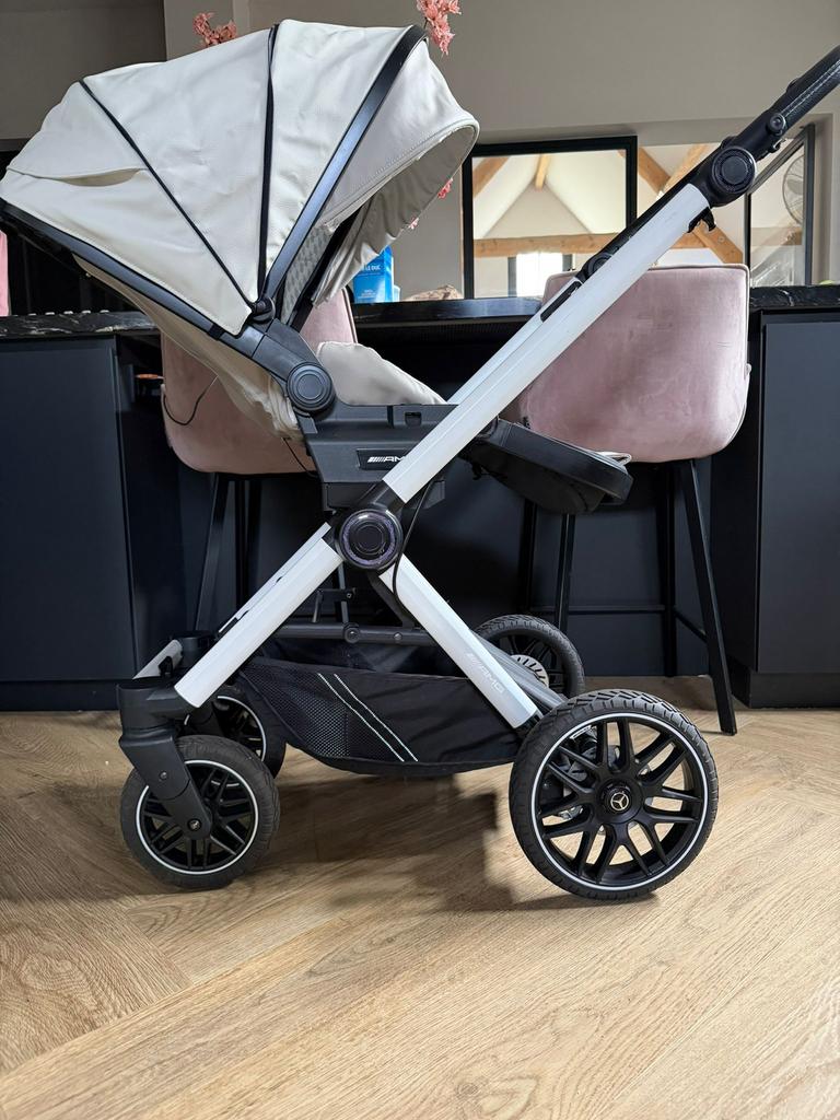 Mercedes amg line gt limited edition kinderwagen| Beige, Kinderen en Baby's, Kinderwagens en Combinaties, Ophalen of Verzenden