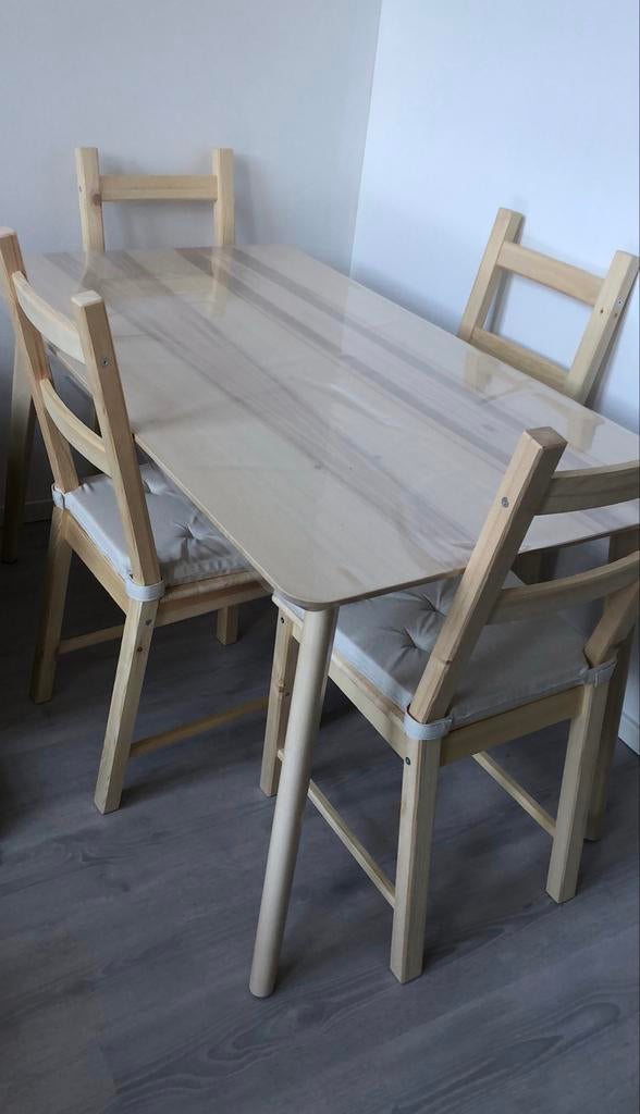 Ikea eettafel met 4 stoelen - Licht hout, Gebruikt, 100 tot 150 cm, Vier personen, Rechthoekig