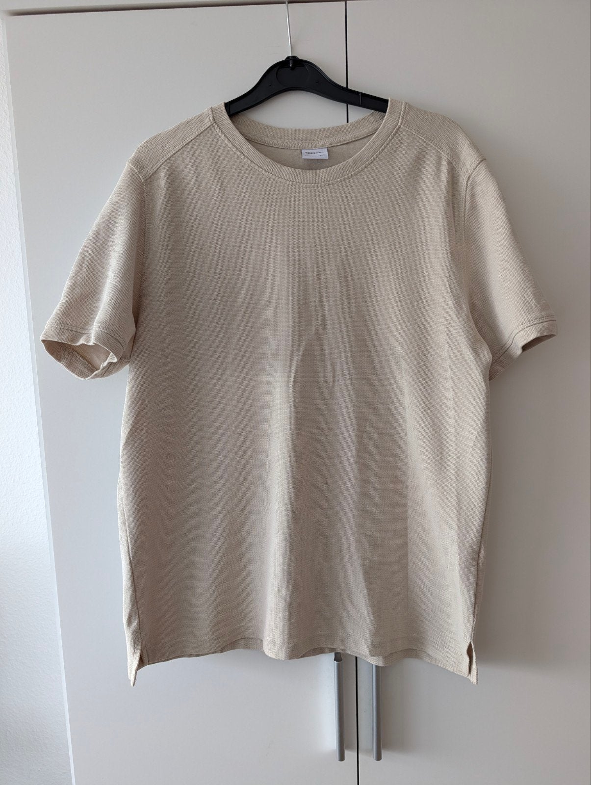 Bershka Beige Mannen t-shirt |
85% Katoen
| maat L | Nieuw!, Kleding | Heren, T-shirts, Maat 52/54 (L), Beige, Nieuw, Ophalen of Verzenden
