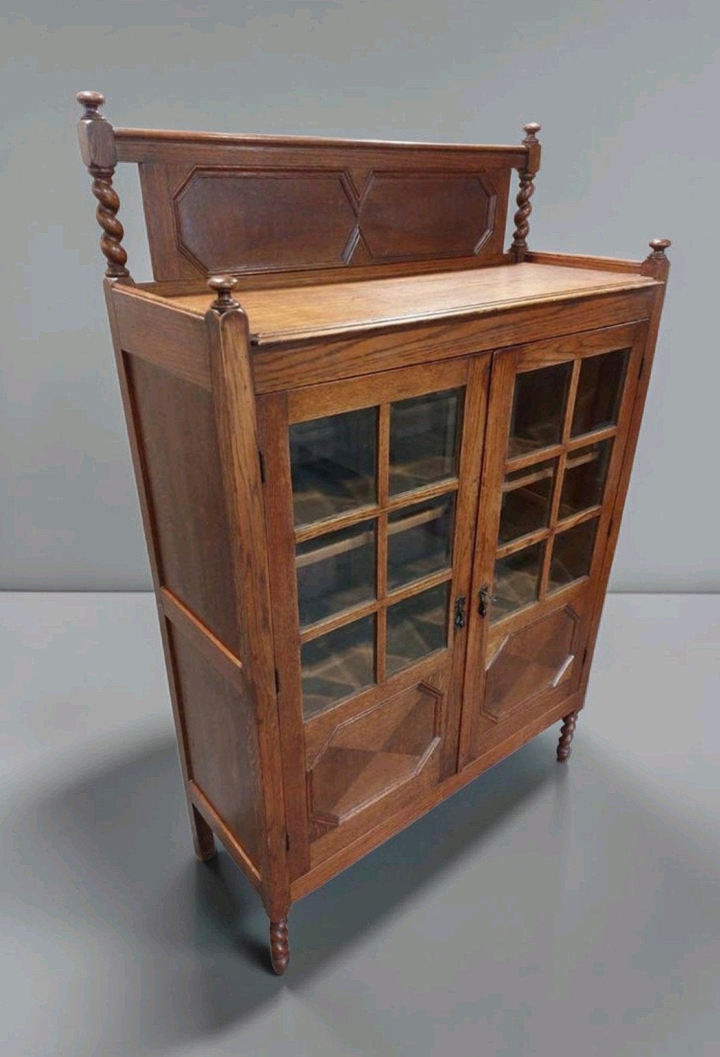 Antiek Art Deco kastje, Ophalen