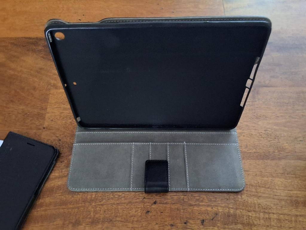 Ipad hoes., Ophalen, Nieuw, 10 inch, Bescherming voor- en achterkant