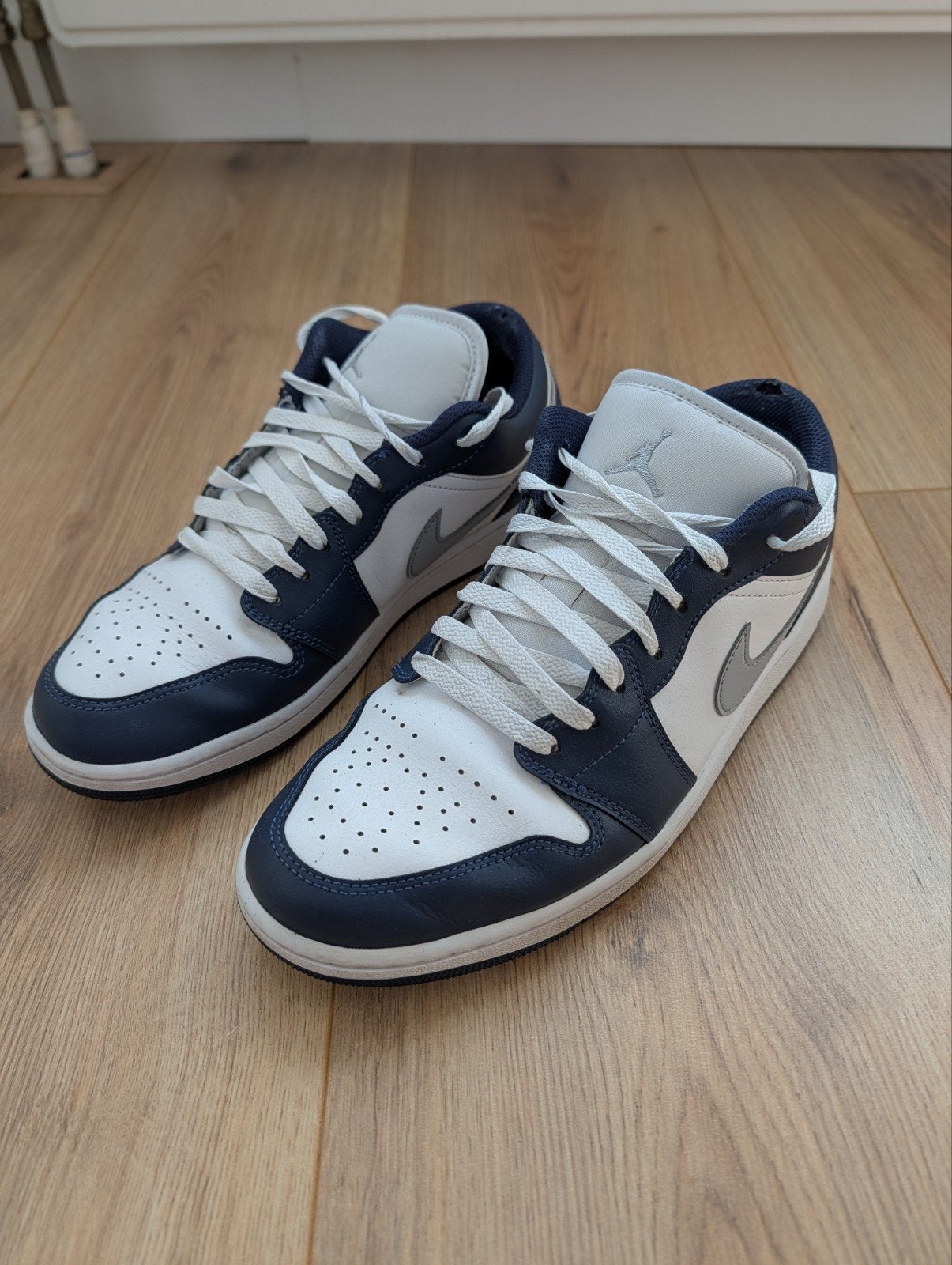 Nike Jordan blauw wit - Maat 44, Ophalen of Verzenden, Sneakers of Gympen, Gedragen, Nike Jordan