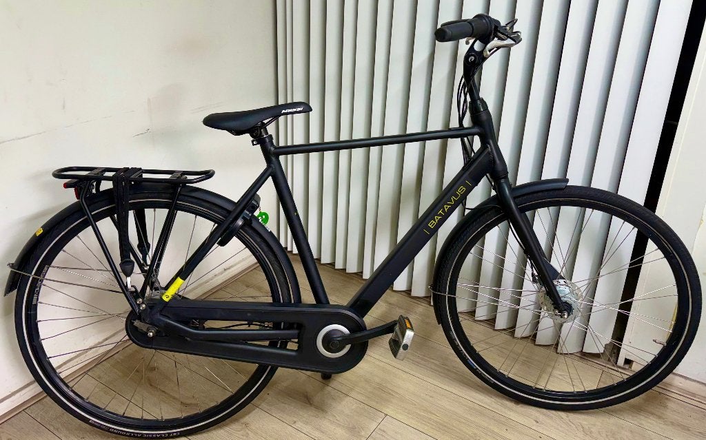 NIEUW MODEL BATAVUS FONK 7V FRAME 57 CM ALTIJD LED AAN., Fietsen en Brommers, Ophalen, Versnellingen, Batavus, Zo goed als nieuw