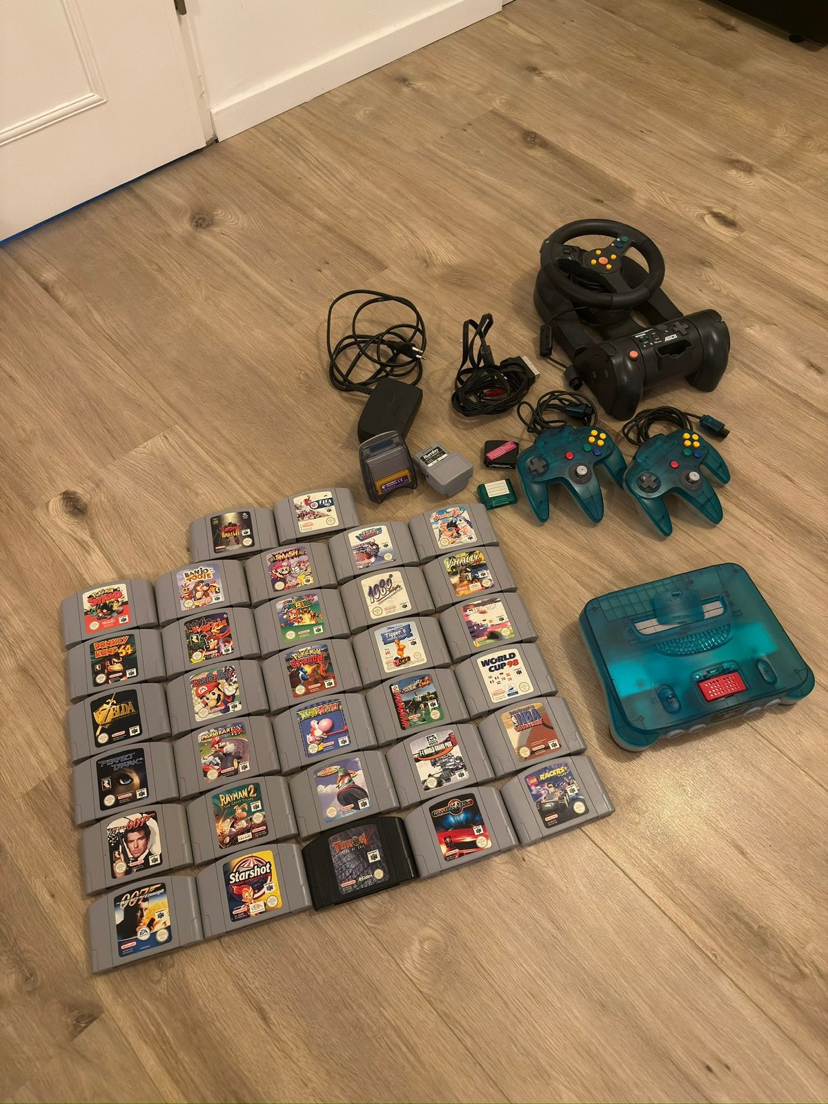 Nintendo 64 zeer compleet, Spelcomputers en Games, Spelcomputers | Nintendo 64, Ophalen of Verzenden, Zo goed als nieuw, Met 1 controller