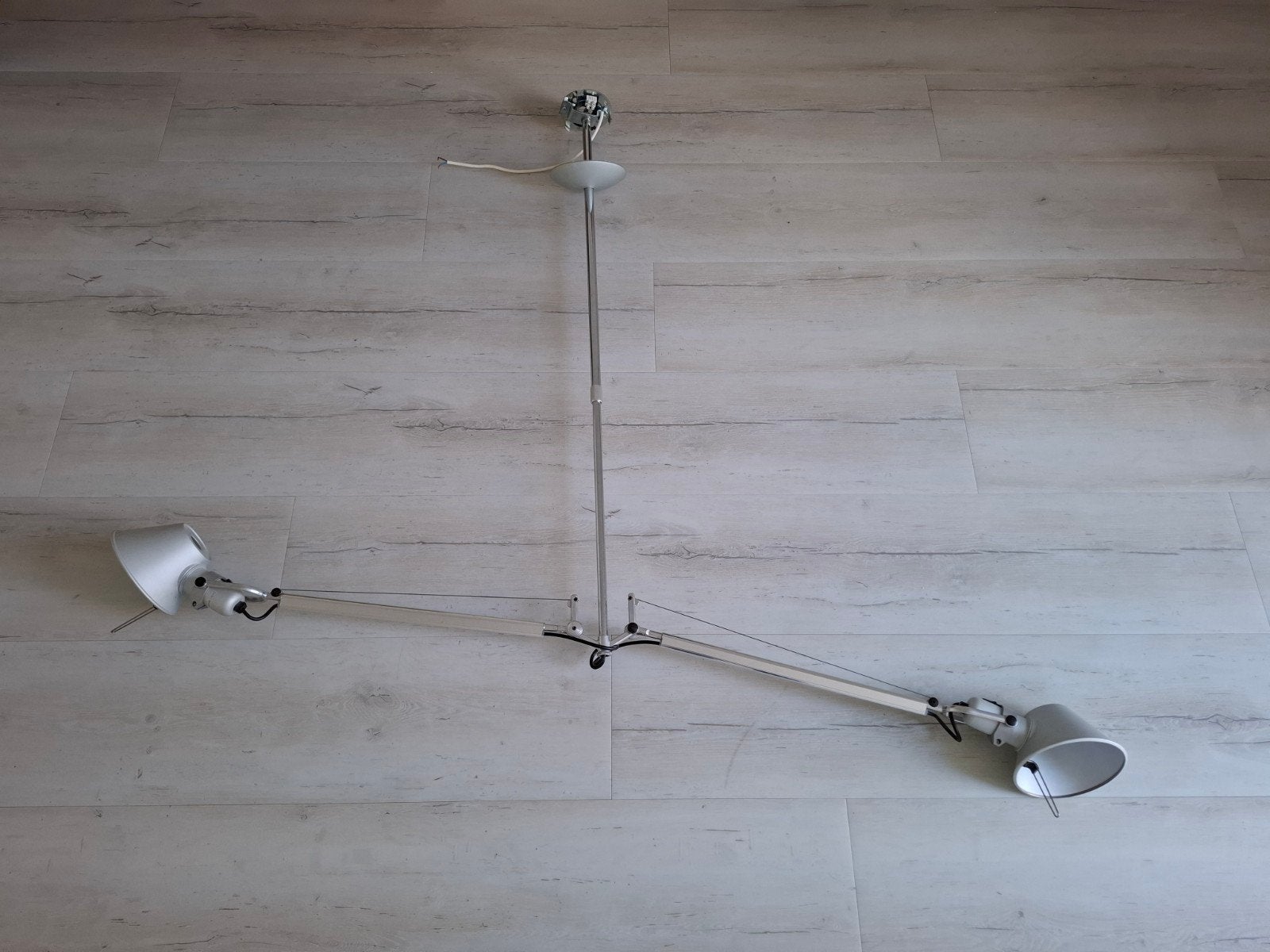 Artemide Tolomeo Parete wandlamp + Due Bracci, Huis en Inrichting, Zo goed als nieuw, Metaal, Artemide, E27 (groot)