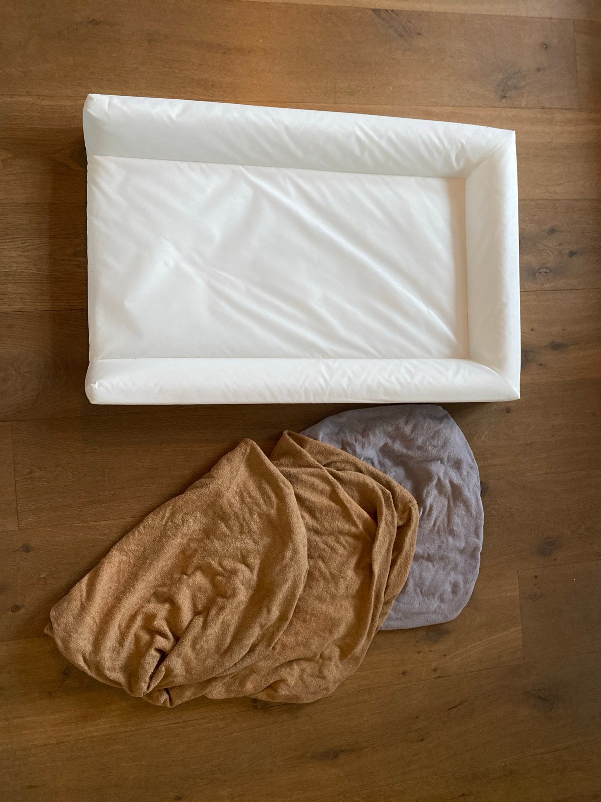 Gratis IKEA verschoonkussen met 3 hoezen (Jollein), Ophalen, Gebruikt