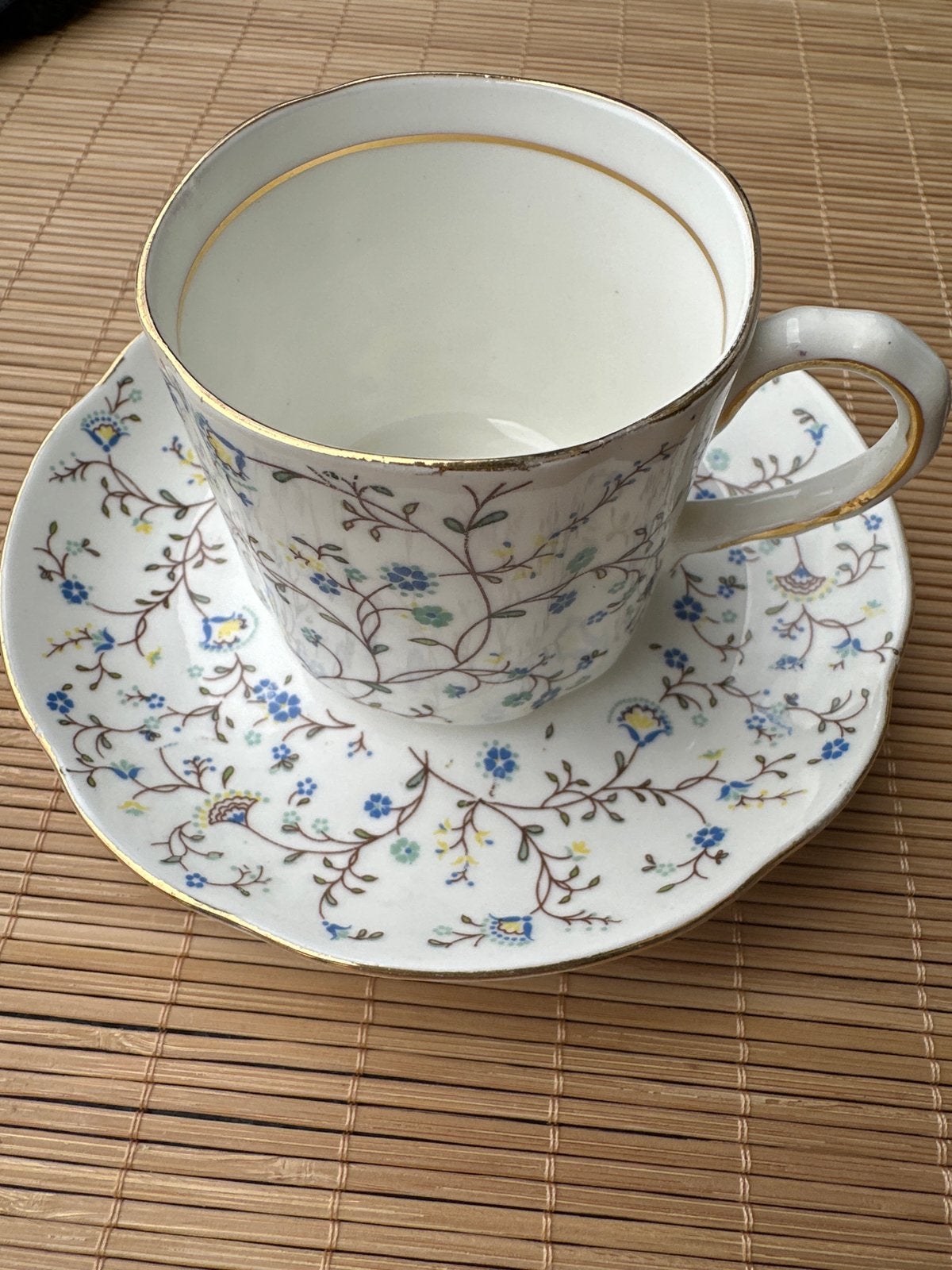 Balmoral Castle Bone China Kop en Schotel - Bloemenpatroon, Ophalen of Verzenden