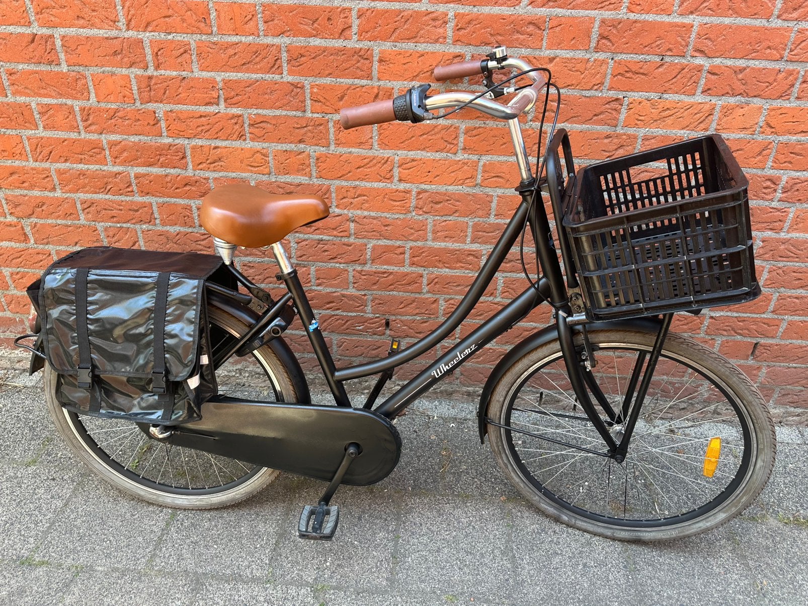 Omafiets 26 inch 3 versnell met fietsbak en tas, Fietsen en Brommers, Fietsen | Dames | Omafietsen, 47 tot 50 cm, Ophalen of Verzenden