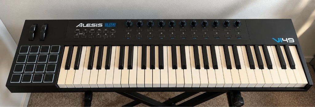 Alesis VI49 MIDI Keyboard met 49 toetsen, Gebruikt, Met standaard, Ophalen, 49 toetsen