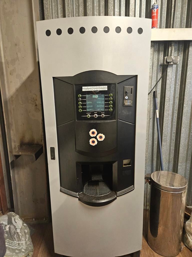 Professionele Koffieautomaat met Diverse Dranken t.e.a.b, Ophalen, Gebruikt, Koffie en Espresso