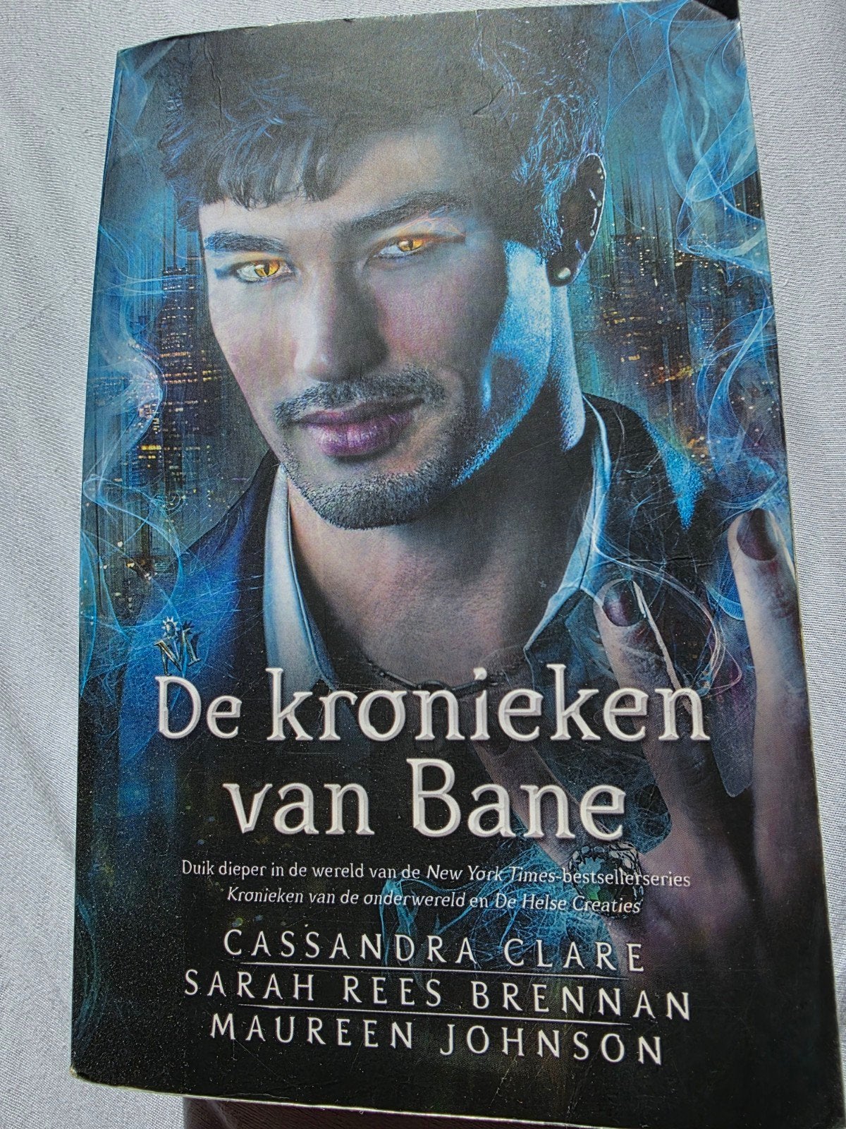 De Kronieken van Bane - Cassandra Clare, Ophalen of Verzenden, Gelezen, Cassandra Clare, Sarah Rees Brennan, Maureen Johnson, Nederland