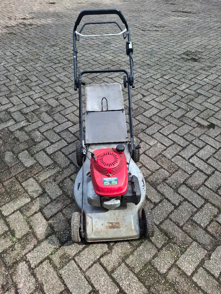 grasmaaier zelfrijdend., Cirkelmaaier, Gebruikt, 50 cm of meer, Ophalen