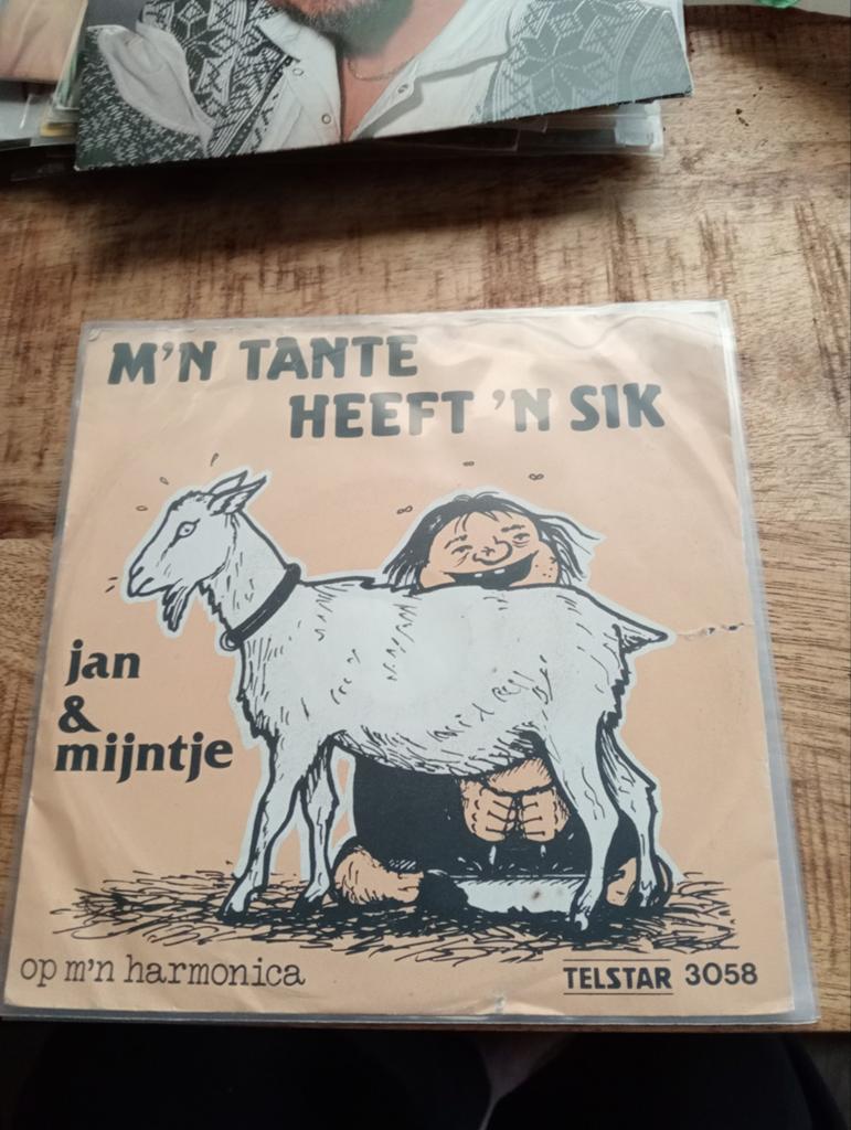 Jan & Mijntje - mn tante heeft n sik, Ophalen of Verzenden, Zo goed als nieuw, Overige formaten, Levenslied of Smartlap