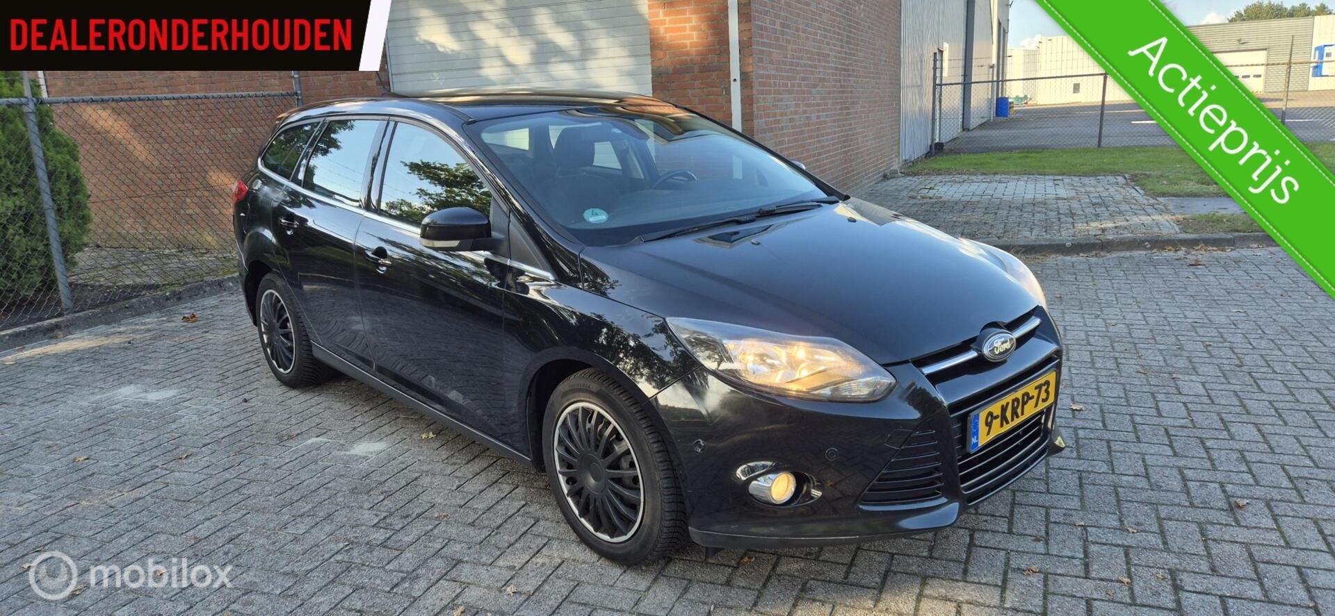 Zwarte Ford Focus Wagon 1.6 TDCI ECOnetic Lease Titanium !, Auto's, Gebruikt, Zwart, 4 cilinders, Zwart