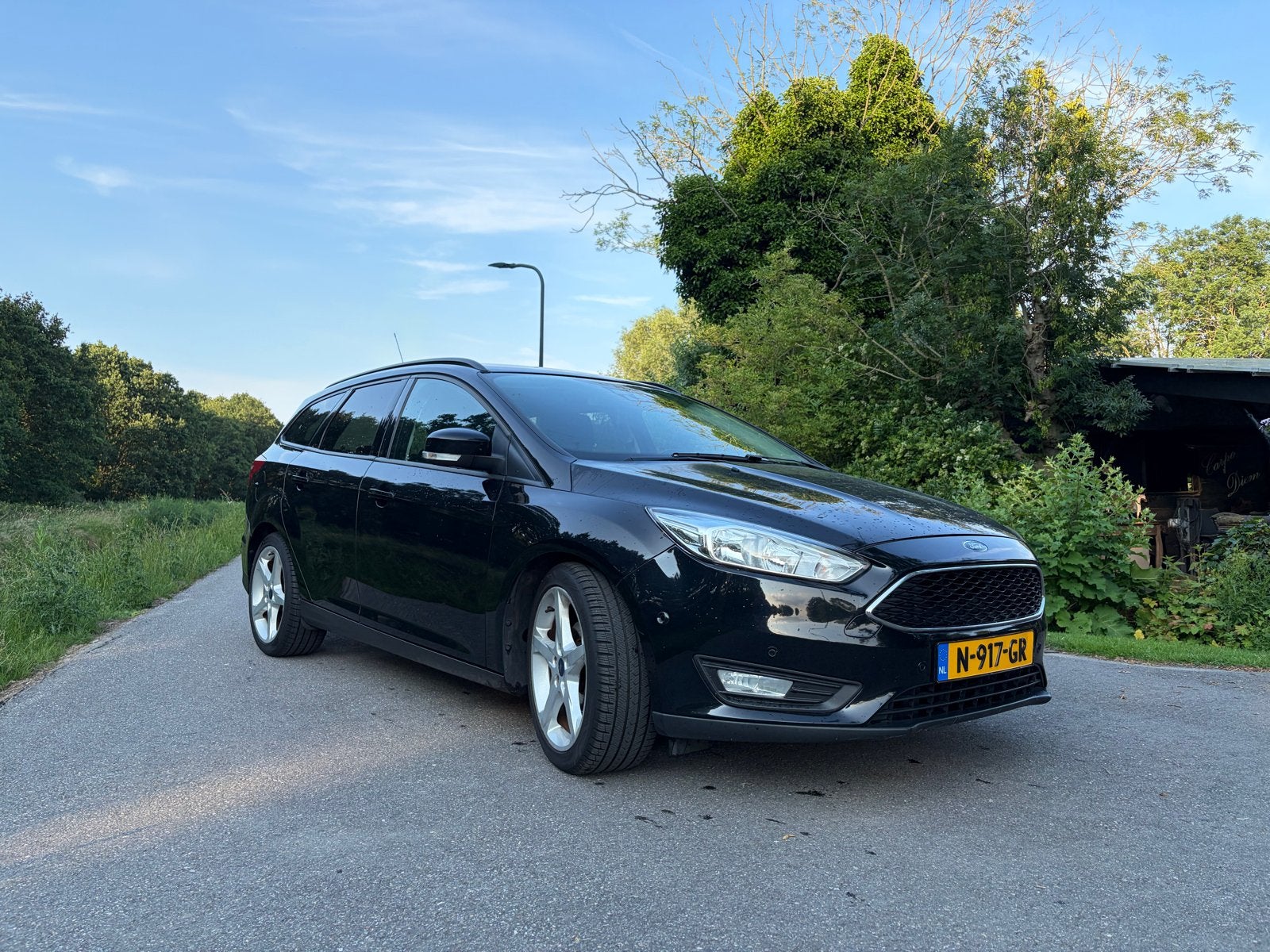 Ford Focus 1.0 Ecoboost 125pk 2015 Zwart, Auto's, 125 pk, Zwart, Handgeschakeld, 1216 kg