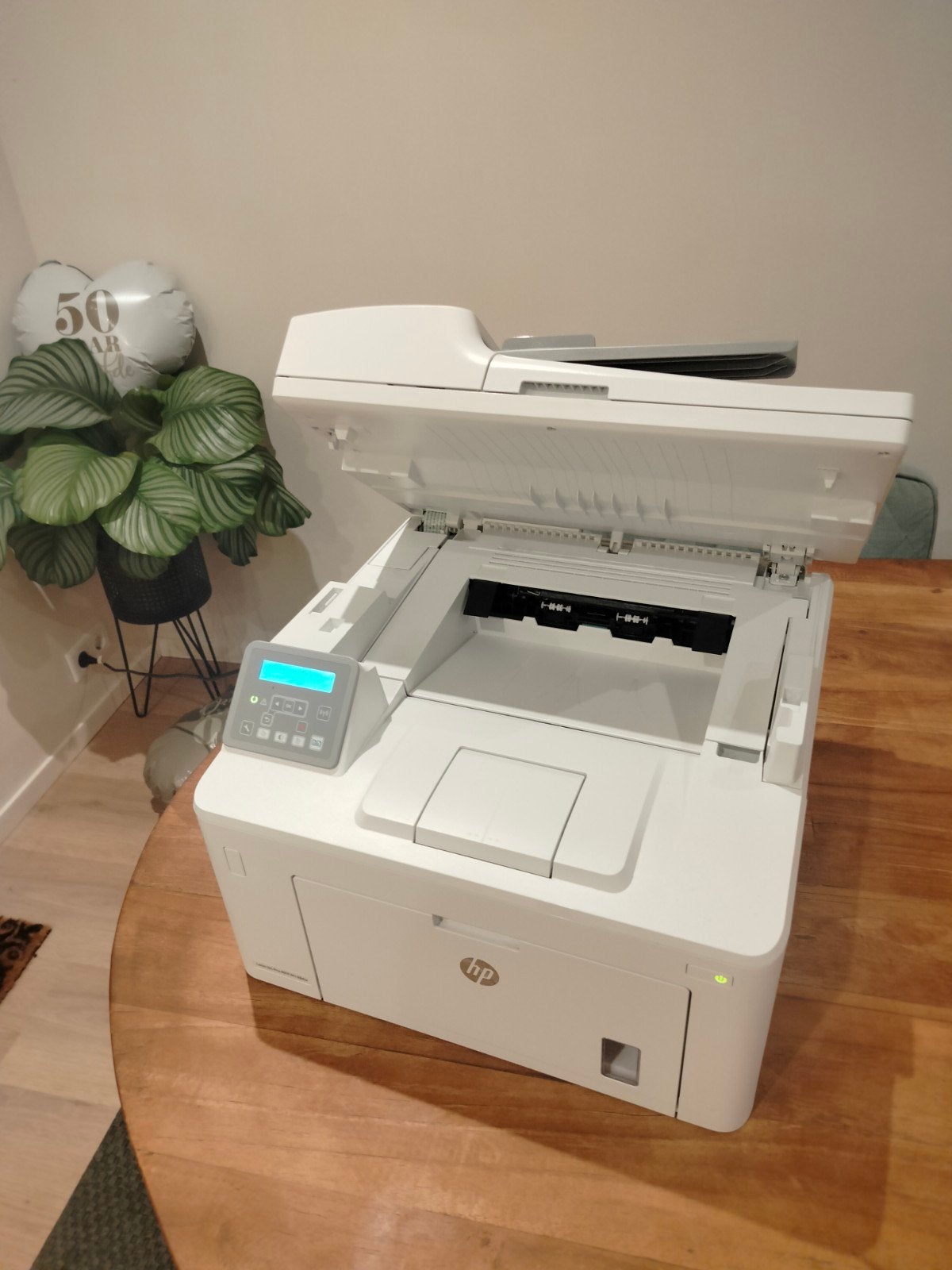 HP LaserJet Pro MFP M28w All-in-One Laserprinter, Ophalen, All-in-one, Draadloos, Zo goed als nieuw