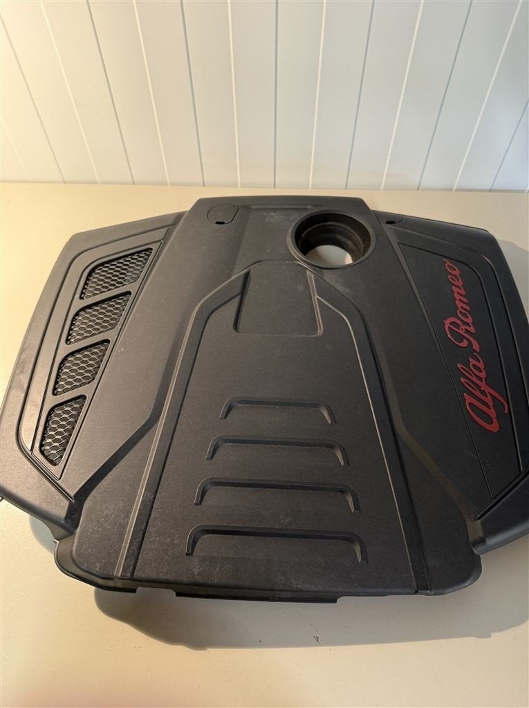 2020 alfa romeo giulia mk2 952 2,0l enigine cover - 55273835, Ophalen of Verzenden, Zo goed als nieuw