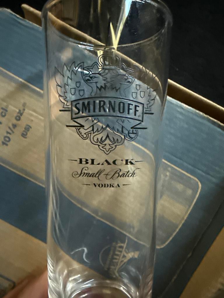 7 Smirnoff Black Small Batch Vodka glazen, Ophalen, Glas of Glazen, Gebruikt, Glas