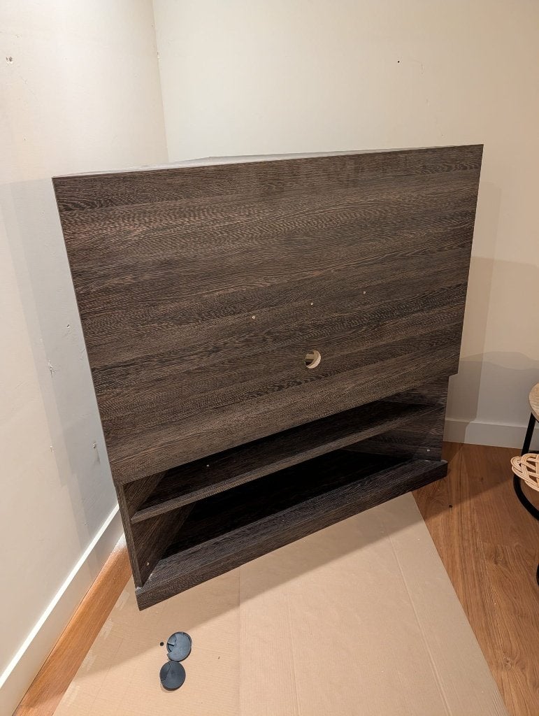 TV meubel om in de hoek te hangen