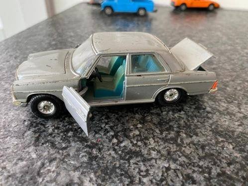 Corgi Mercedez Benz 240 d (grijs), Ophalen of Verzenden, Gebruikt, Auto, Corgi